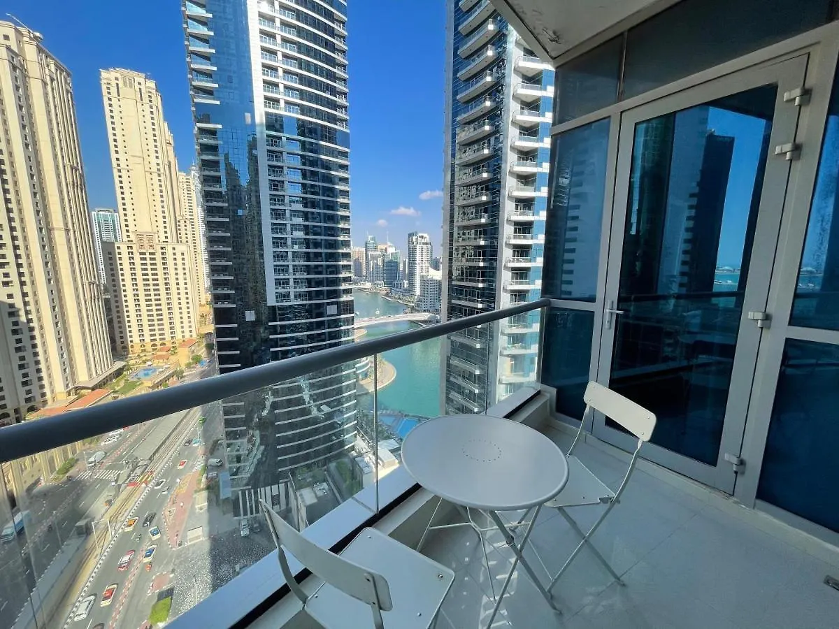 California Hostel Dubai Beach
