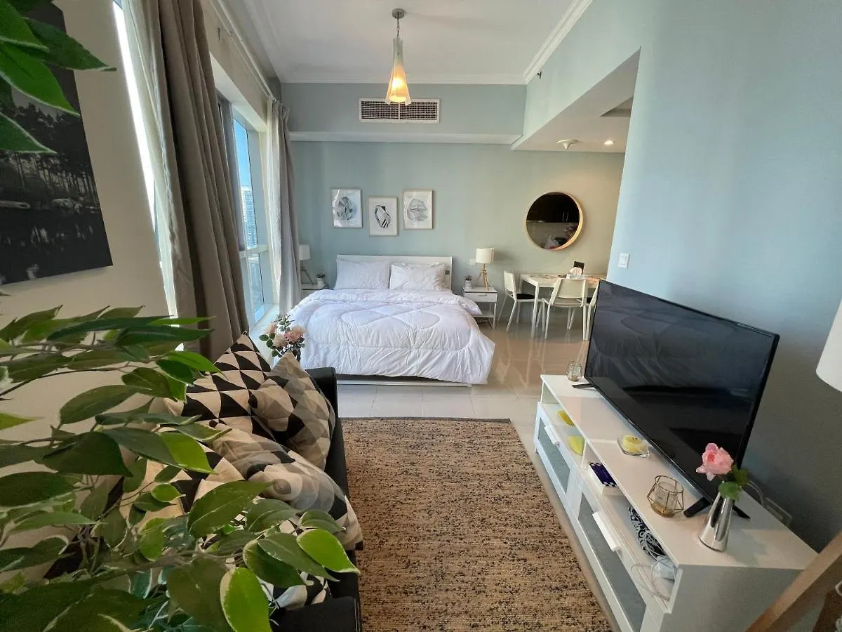 California Hostel Dubai Beach