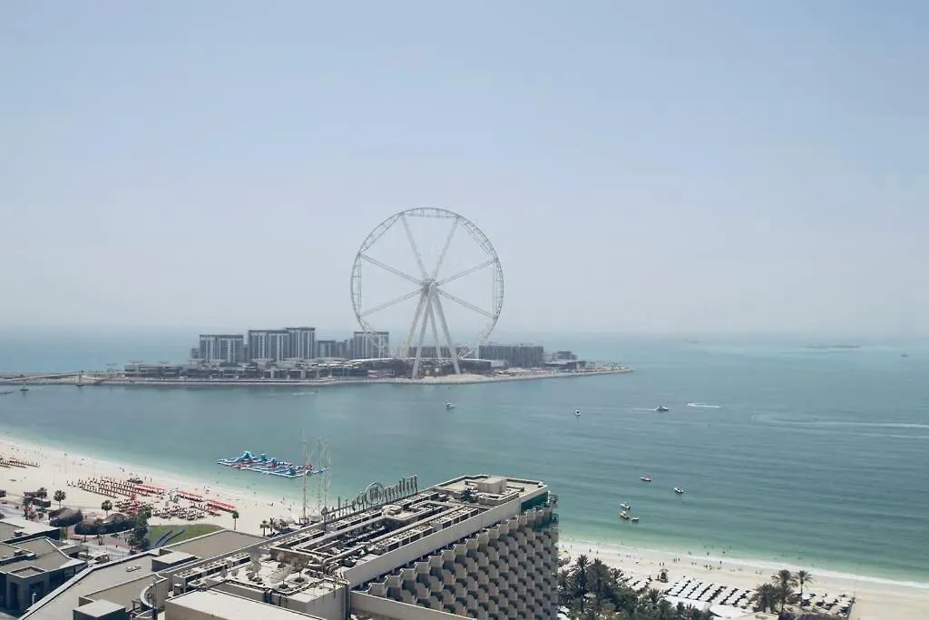 California Hostel Dubai Beach