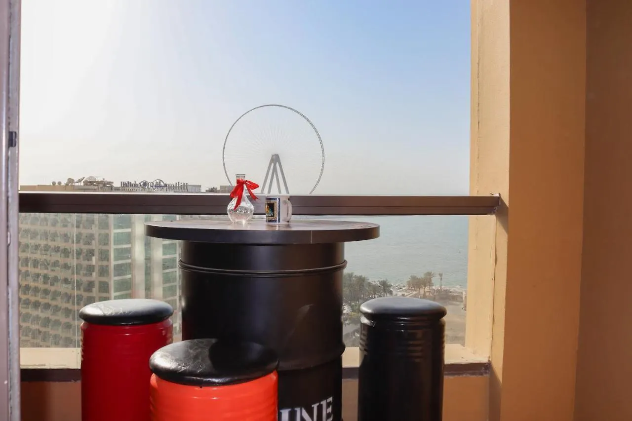 California Hostel Dubai Beach